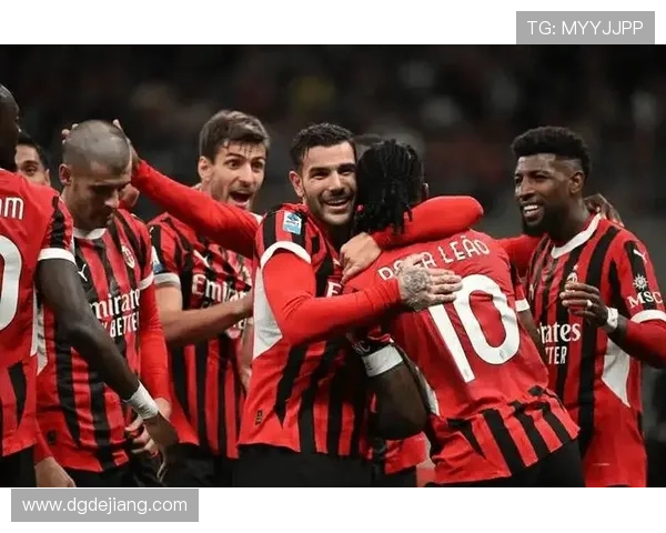 AC米兰边路主导进攻，中路层次问题逐步显现，对赛季表现带来挑战