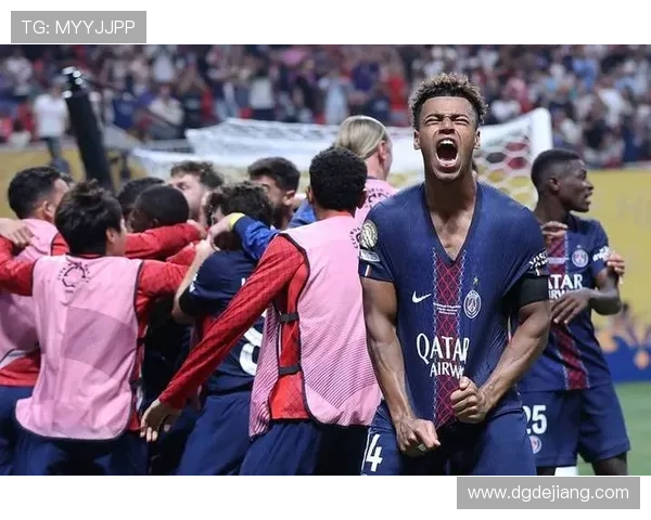 巴黎圣日耳曼关键战表现波动,赛季稳定性面临考验,竞争格局出现阶段性变化